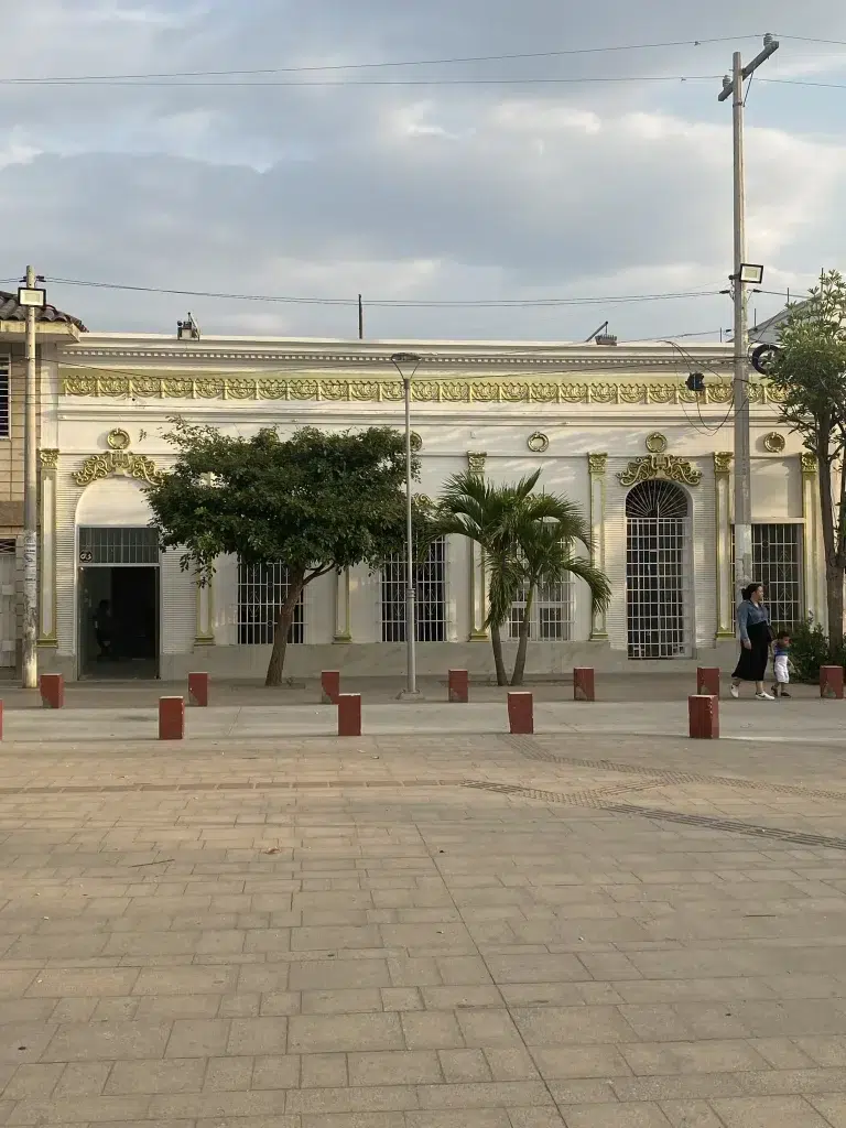 Tour Ciénaga Magdalena. Ciénaga, Magdalena, pueblo histórico en la región Caribe de Colombia.