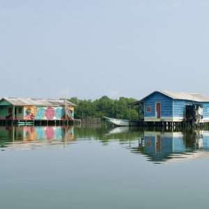 Nueva Venecia, una comunidad única sobre el agua.