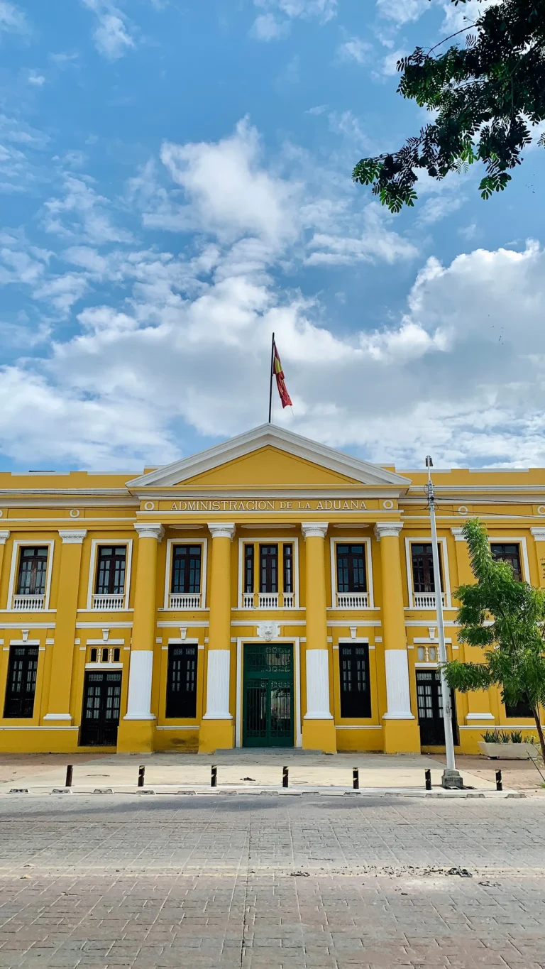 La Aduana